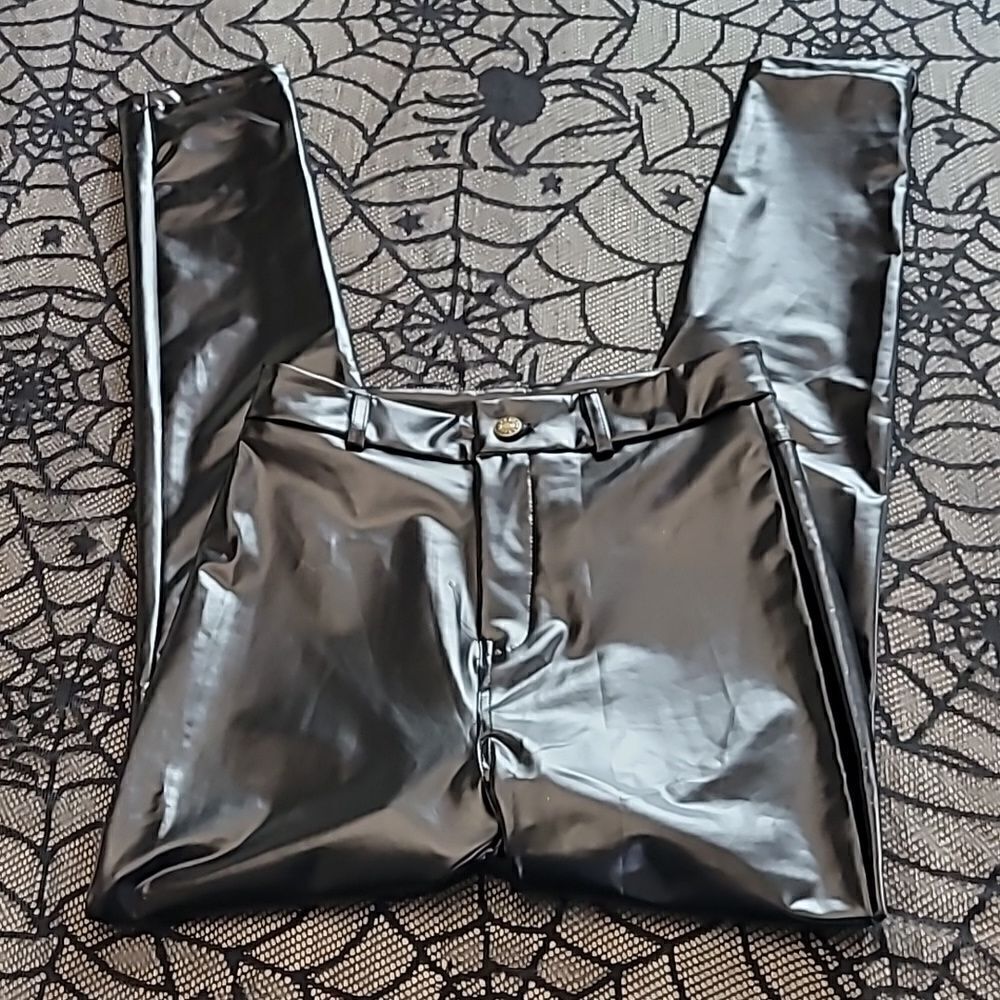 Black Mid-High Waisted Shiny Faux Leather Leggings Juniors Size Small - Picture 3 of 8